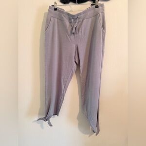 Gray Women's Capris